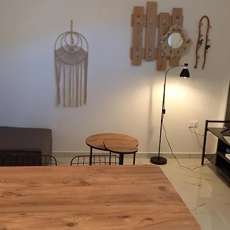 Апартаменты Mar Tina Голем