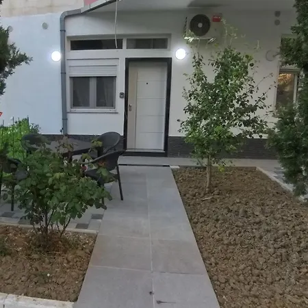 Mar Tina * Golem (Tirana)