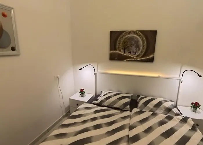 Mar Tina * Golem (Tirana)